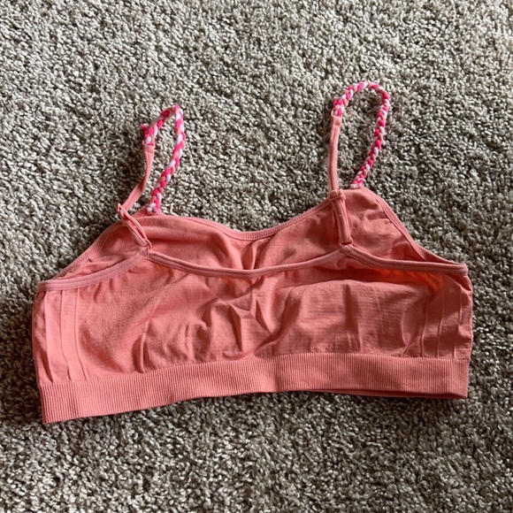 Women - Picture 2 of 2